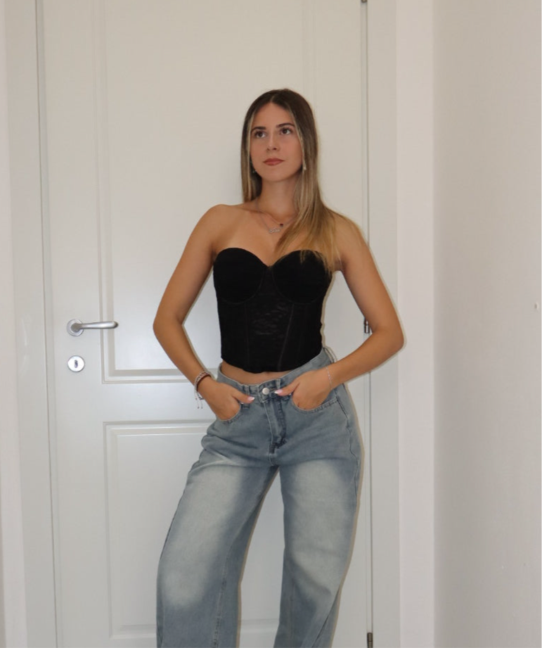 Corsetto regolabile pizzo nero
