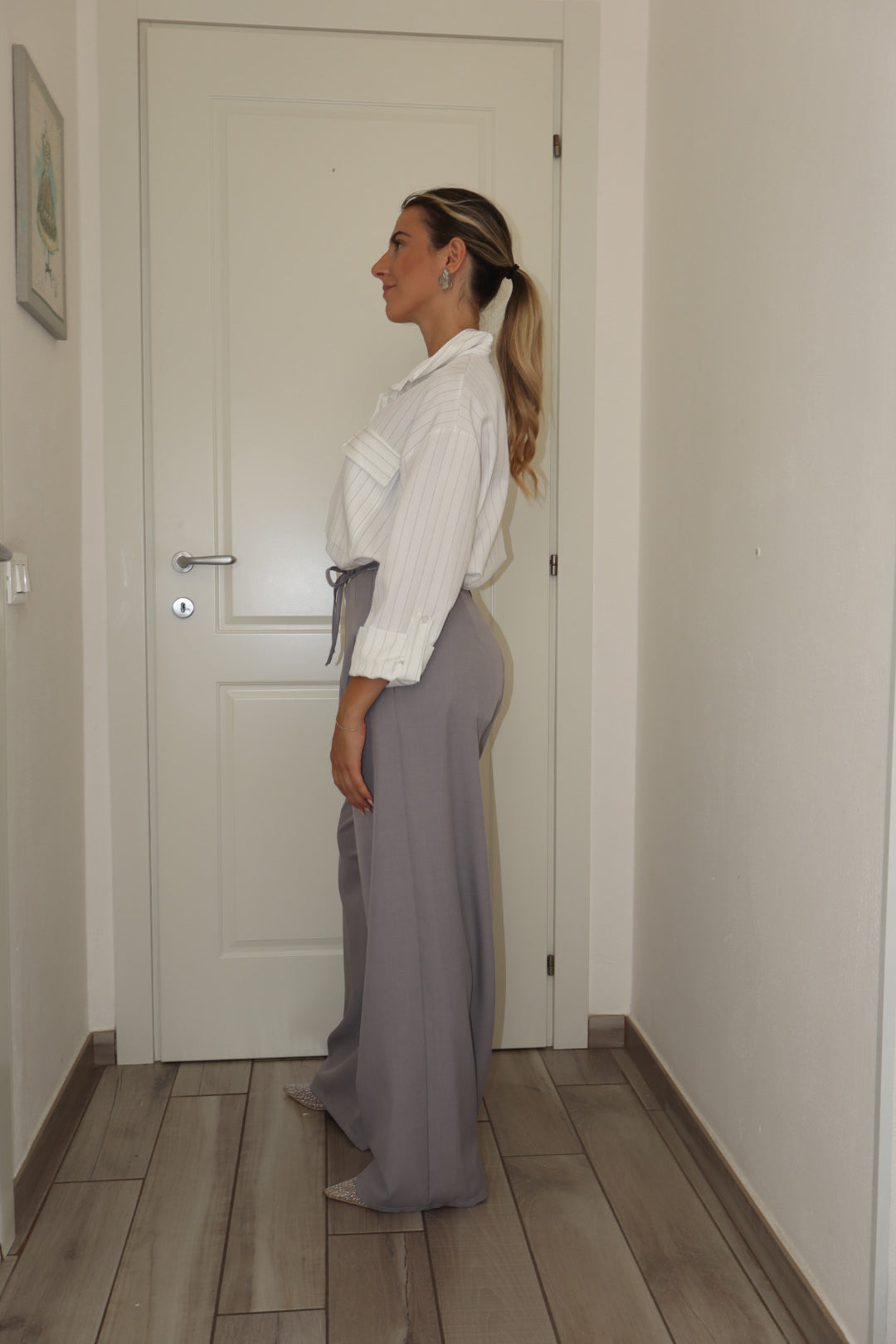 Pantalone palazzo nirvana con cinturino