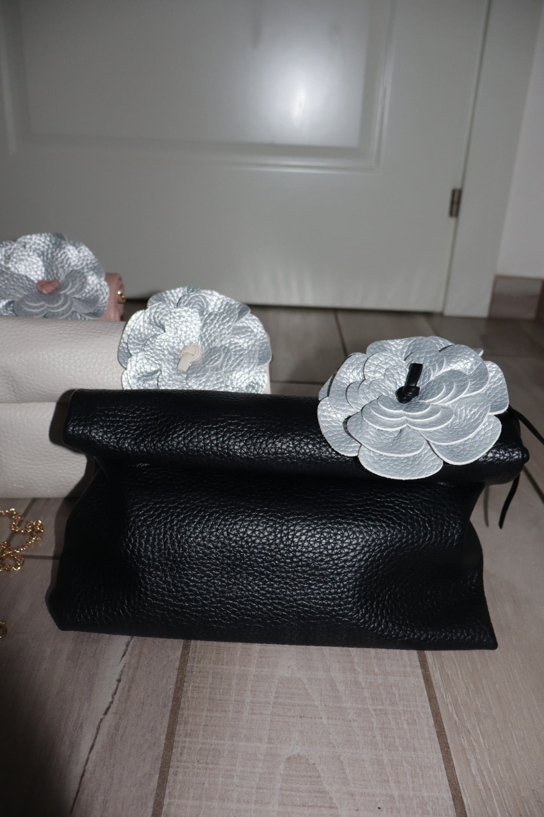 Borsa piega fiore con tracolla