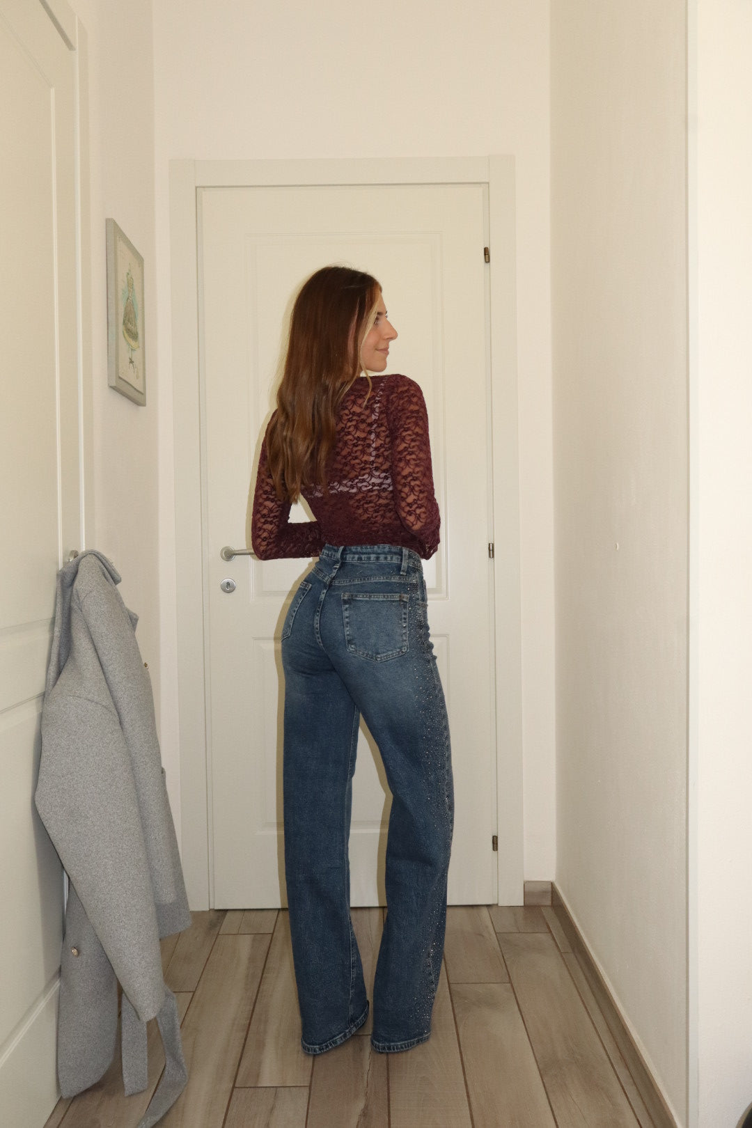Jeans shines noela