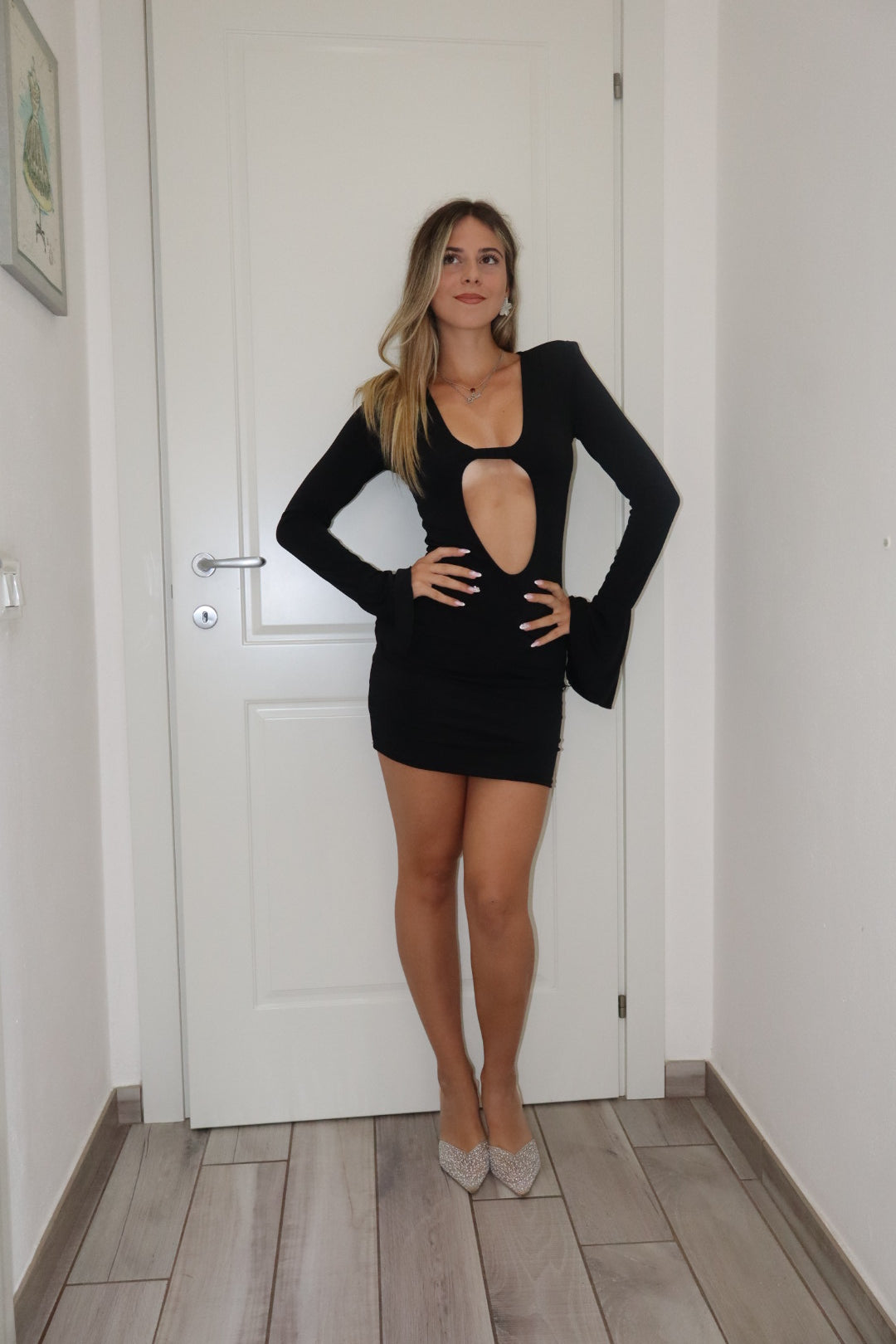 Mini dress cut out bordó,nero,blu,rosa