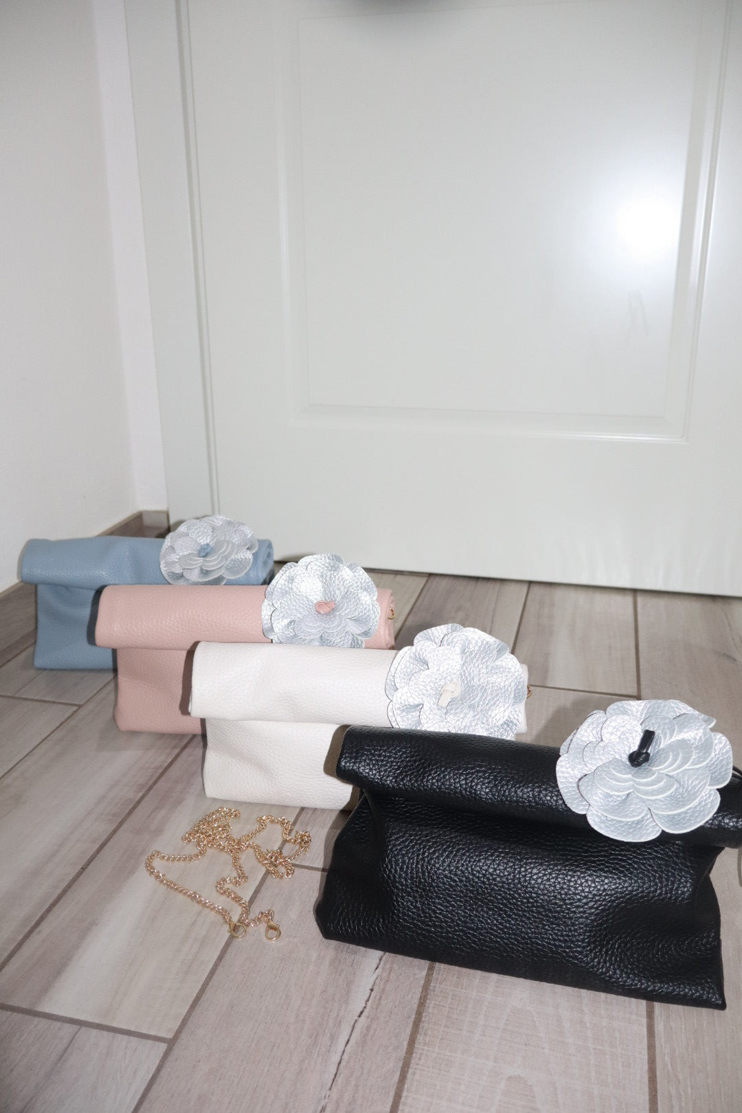Borsa piega fiore con tracolla