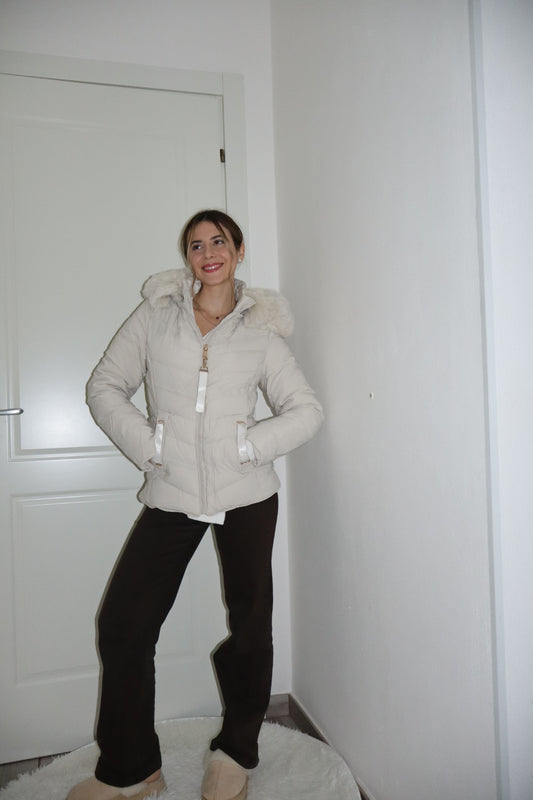 Cappotto “alaska glow” avorio chiaro con cappuccio (consiglio 1 taglia in più)