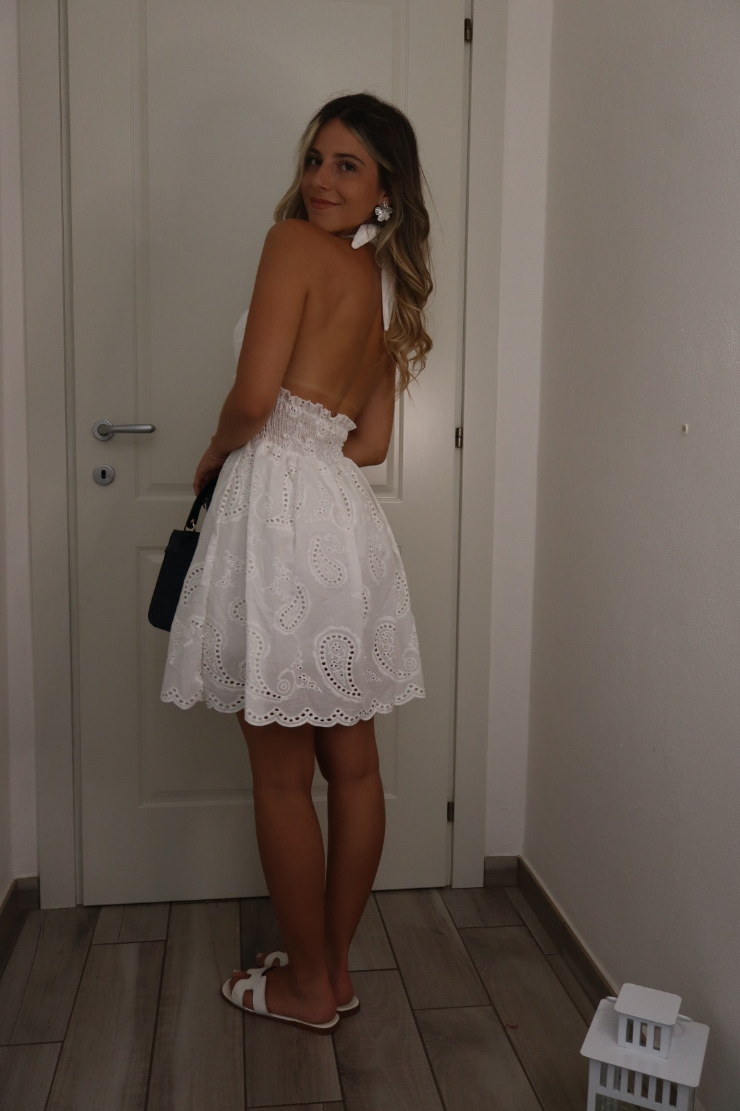 Mini dress sangallo scollo V