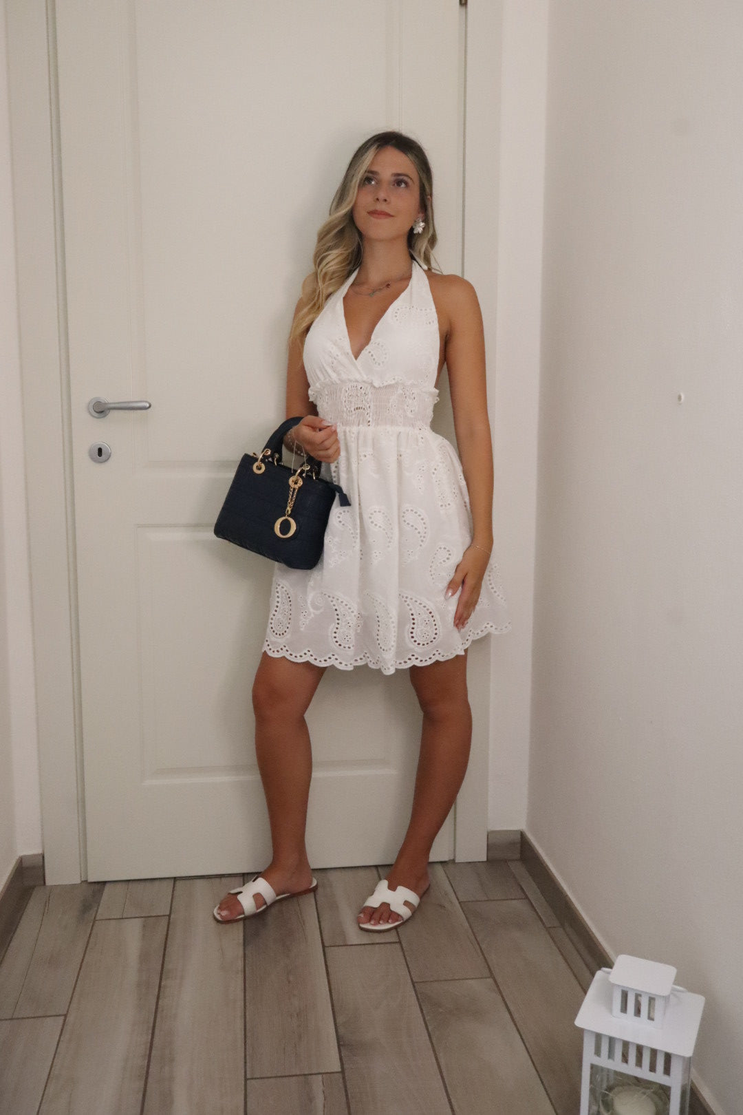 Mini dress sangallo scollo V