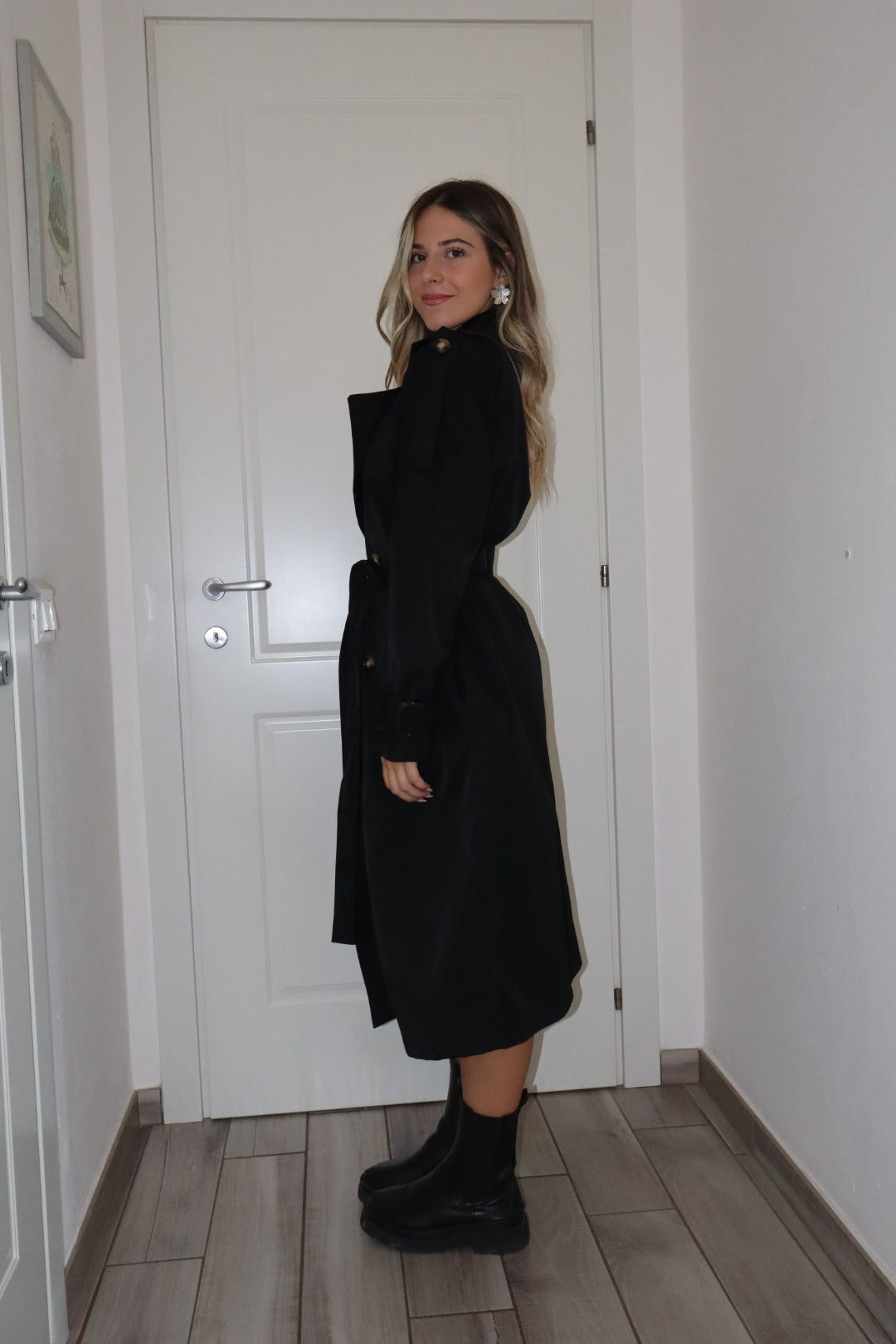 Trench nero,beige,cammello,cioccolato
