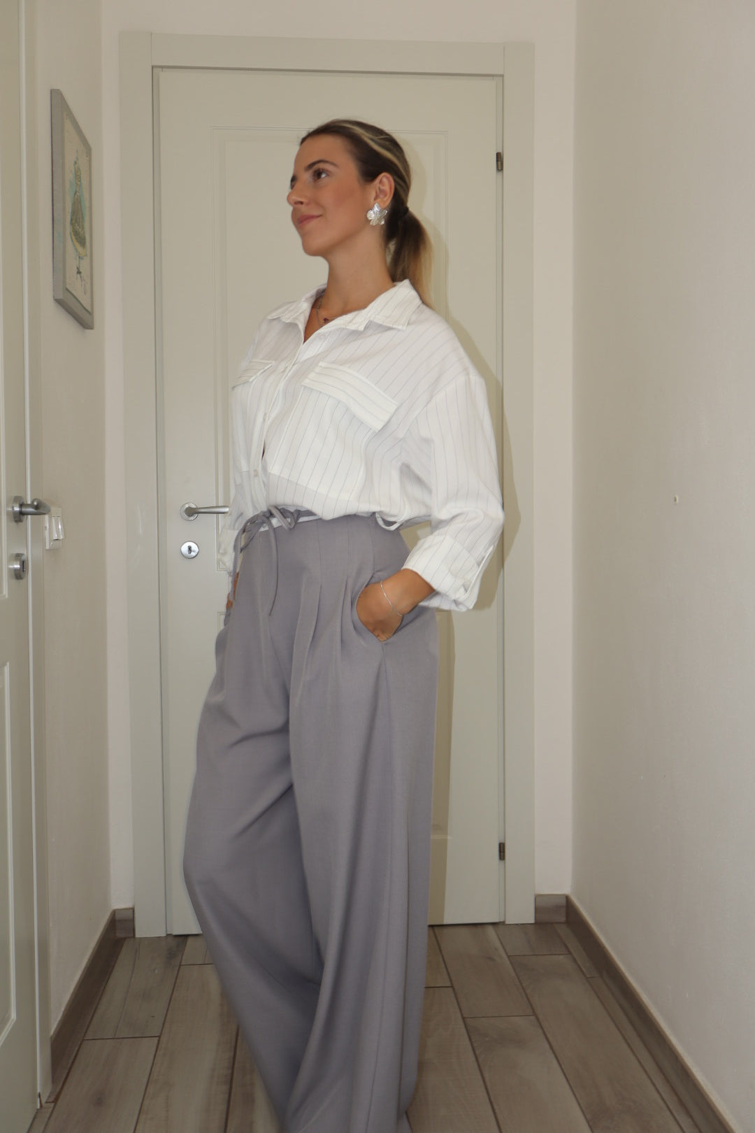 Pantalone palazzo nirvana con cinturino