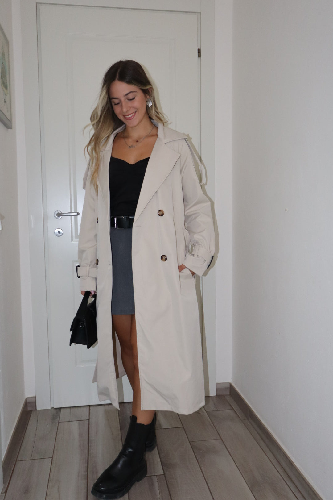 Trench nero,beige,cammello,cioccolato
