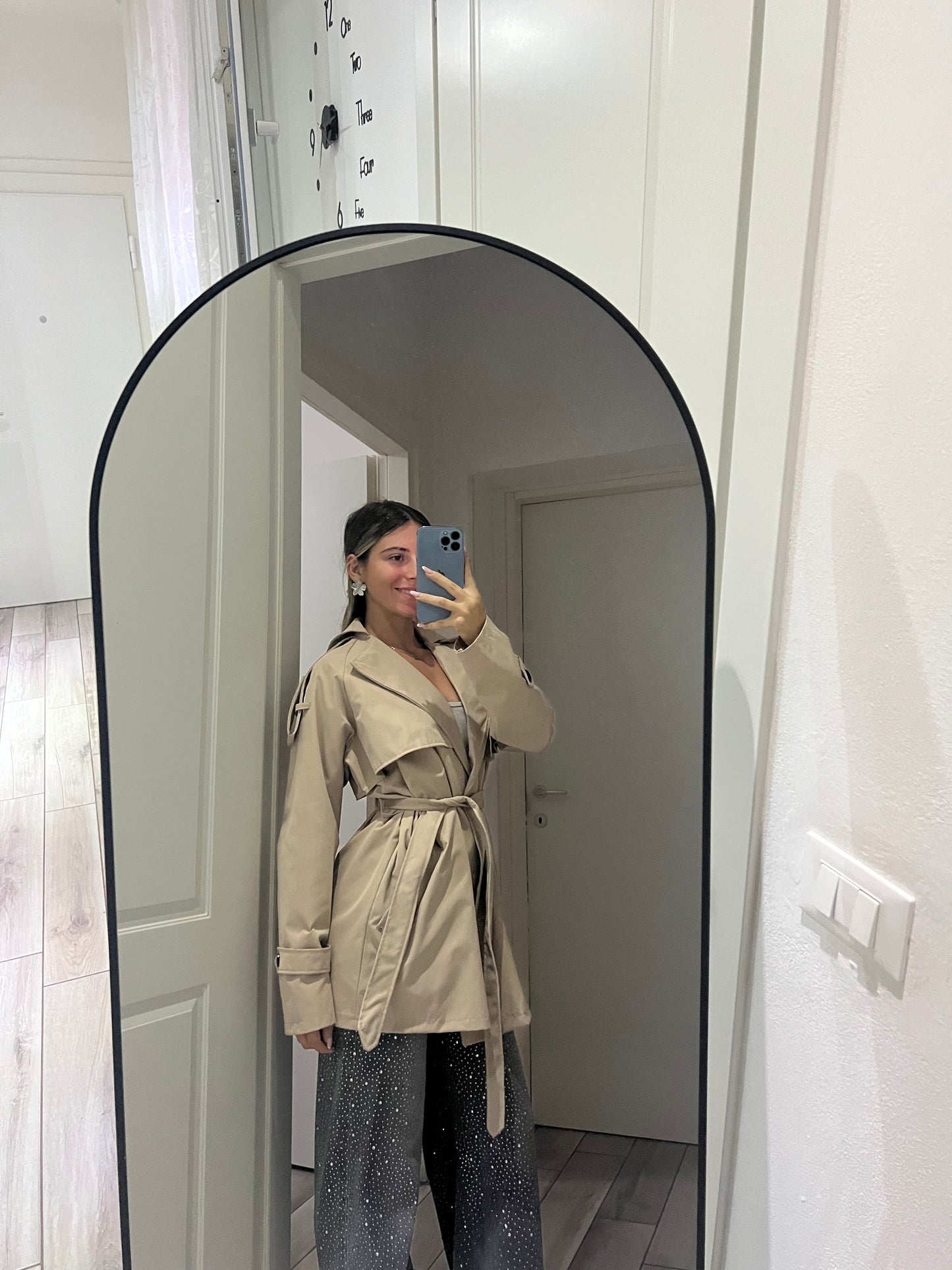 Trench corto