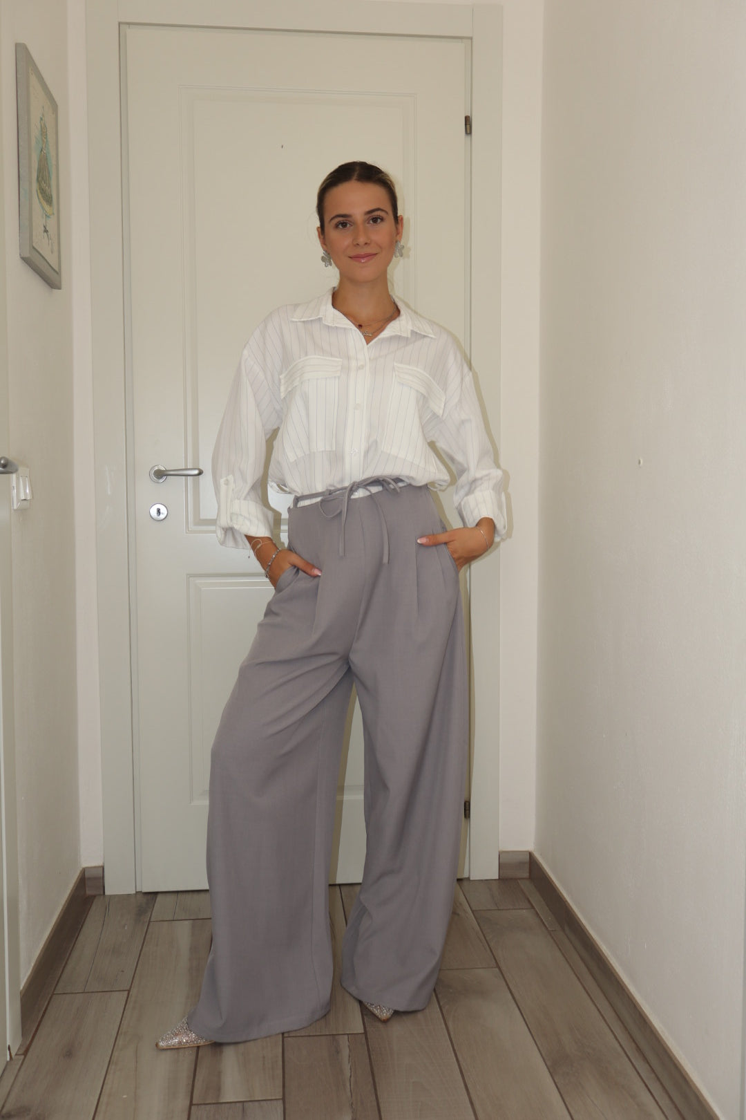 Pantalone palazzo nirvana con cinturino
