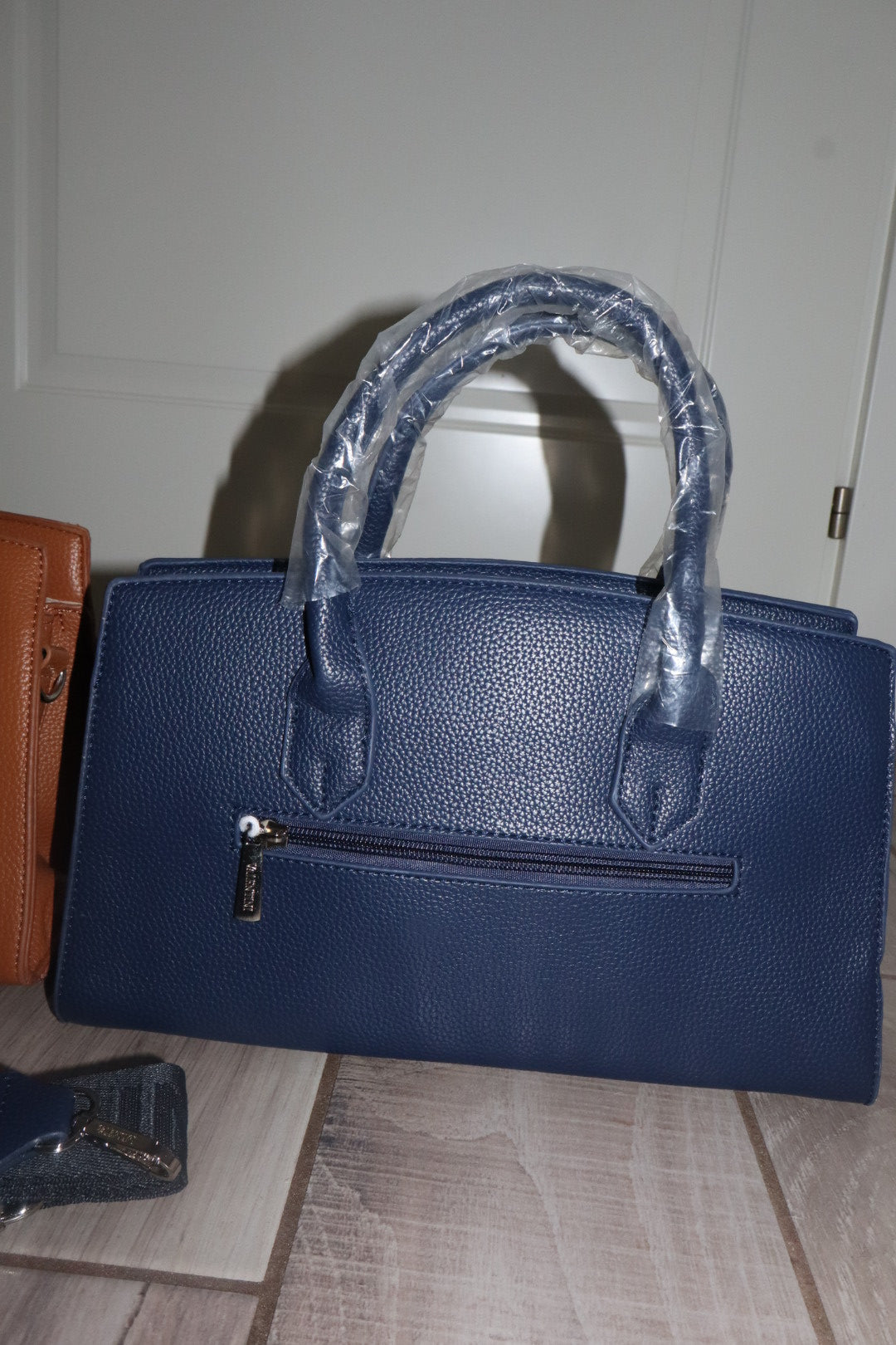 Borsa media vale con tracolla