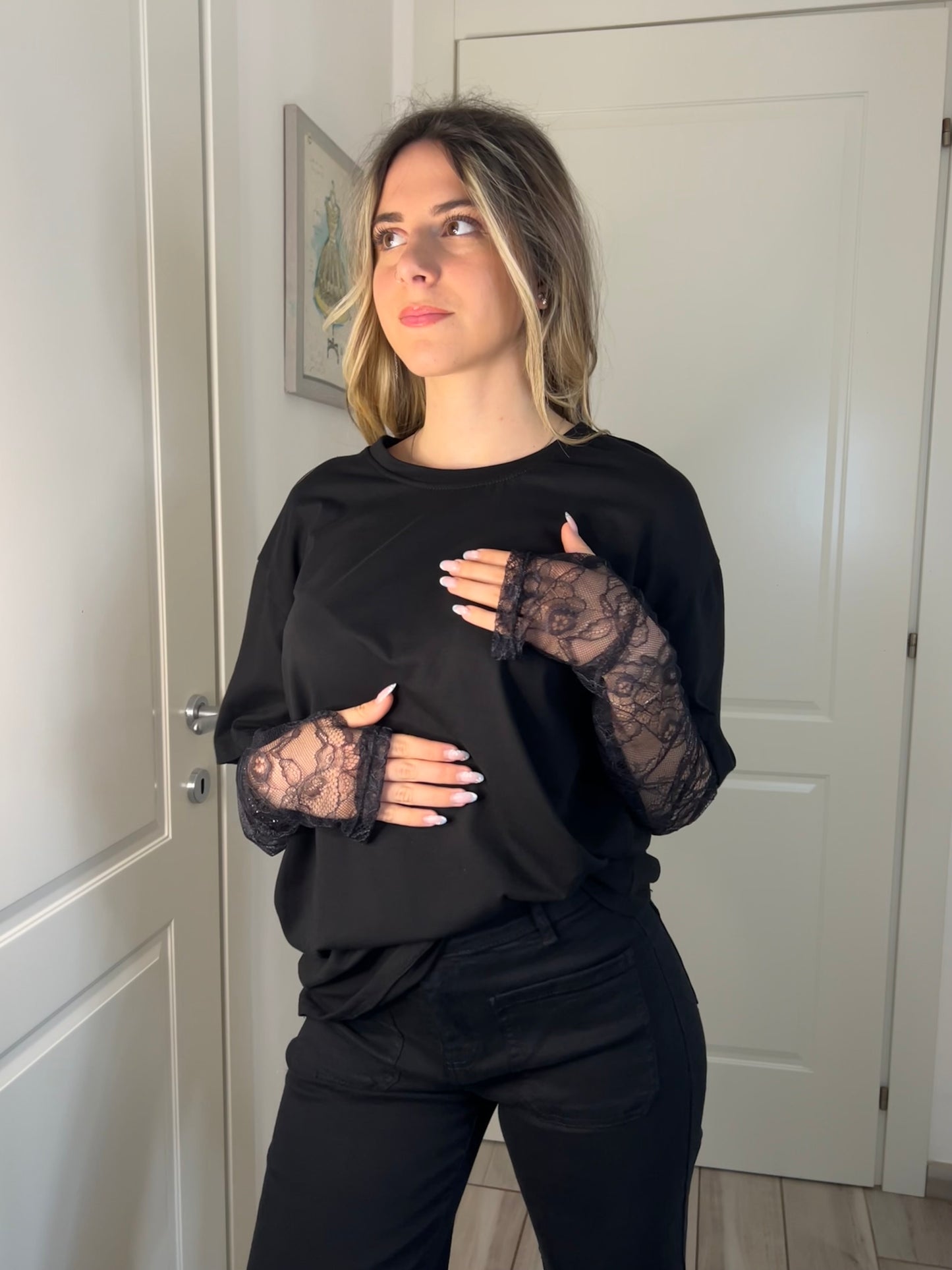 T-shirt maniche pizzo black